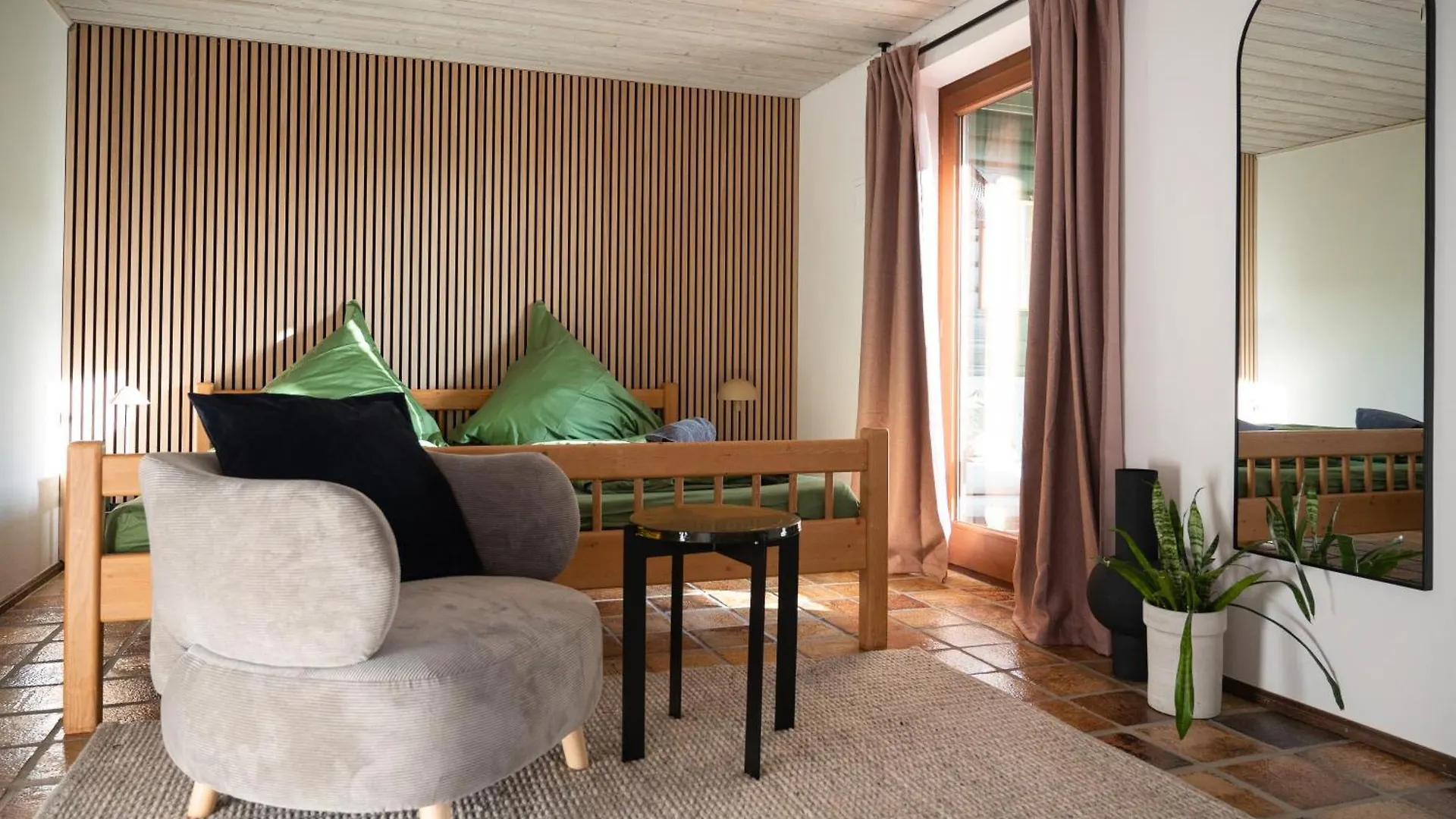 Pura Apartments