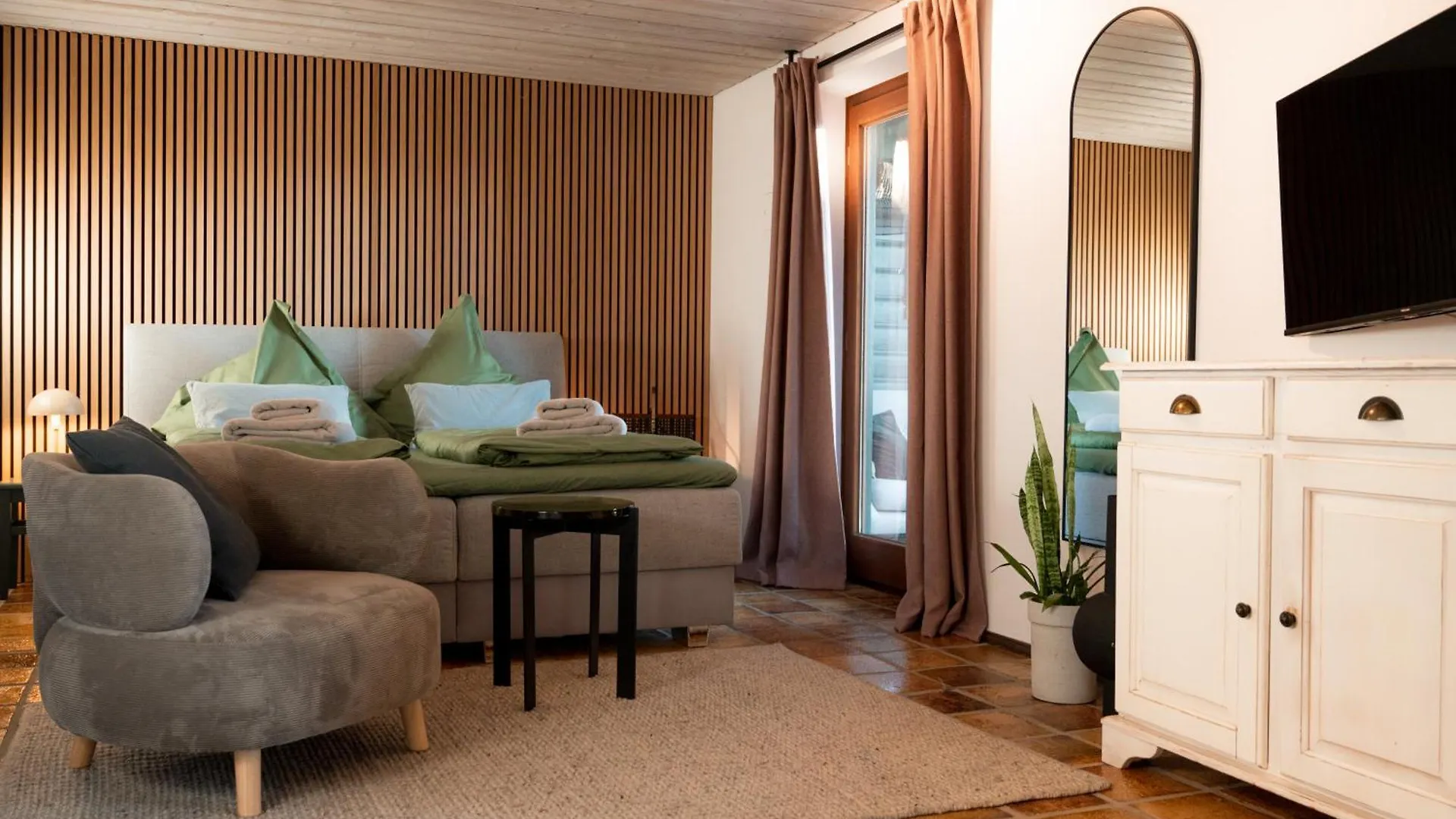 Pura Apartments  Breitbrunn am Chiemsee