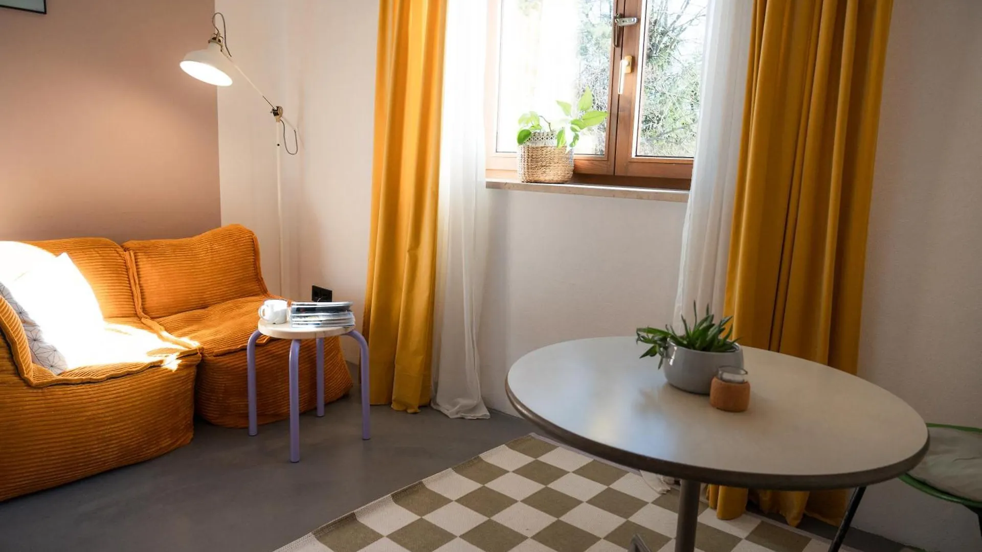 Pura Apartments  Breitbrunn am Chiemsee